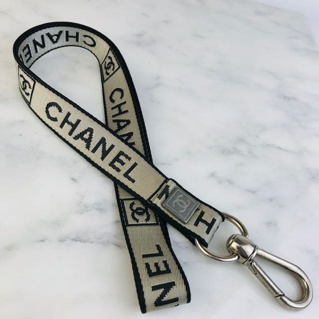 CHANEL☆シャネル・スポーツライン キャンバス地 ネックストラップ