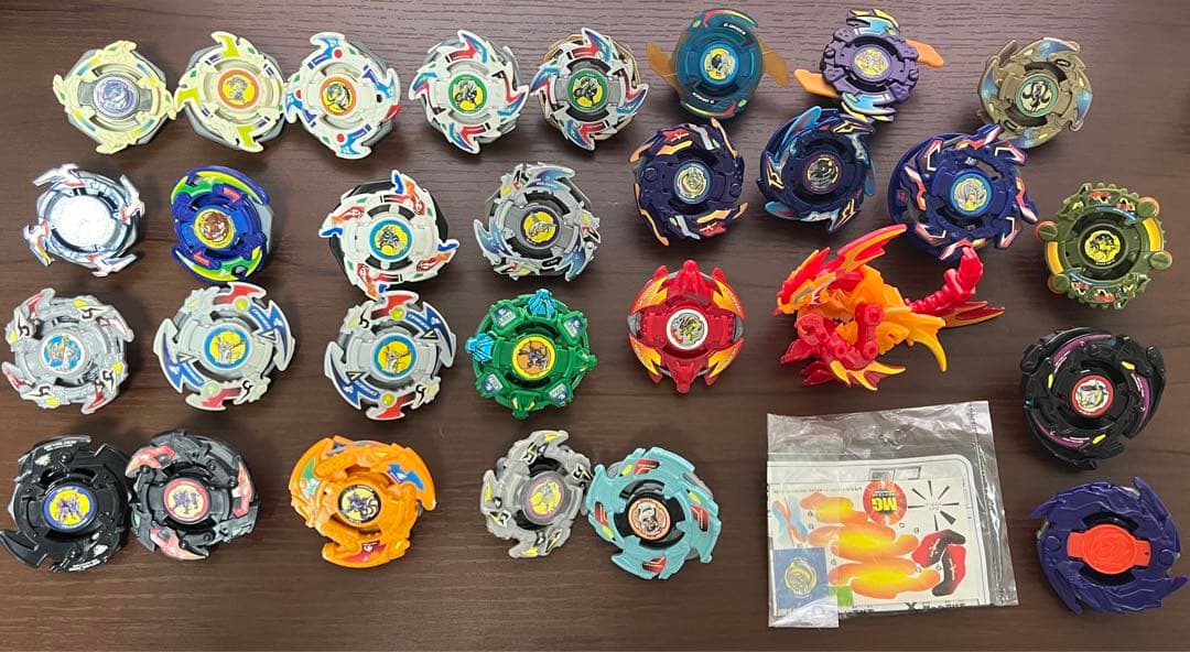 爆転シュート ベイブレード まとめ売り 28個＋α - メルカリ