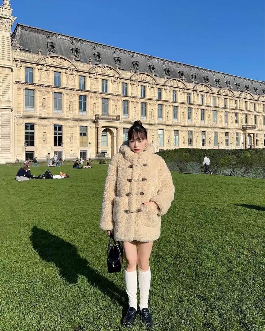 THE TOE Trafalgar boa coat - メルカリ