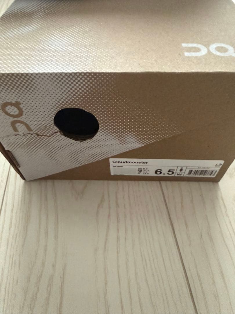 On Cloudmonster/オン クラウドモンスター　23.5cm ホワイト