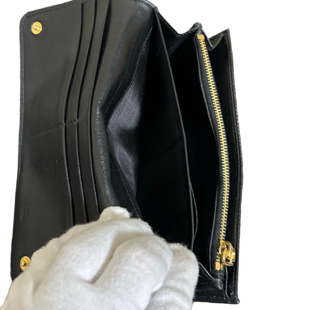 美品 希少 人気 プラダ 長財布 レザー ブラック アップリケ 顔 Wホック