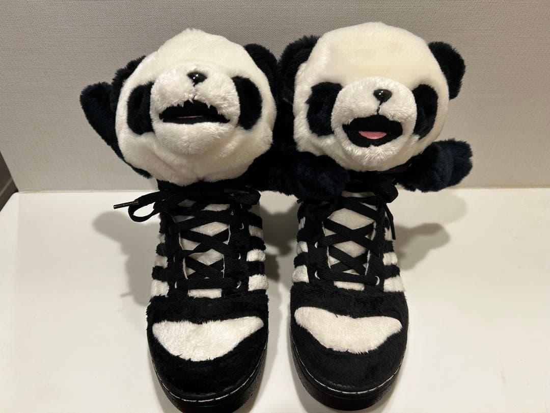 希少】アディダス×ジェレミースコット パンダスニーカー - メルカリ