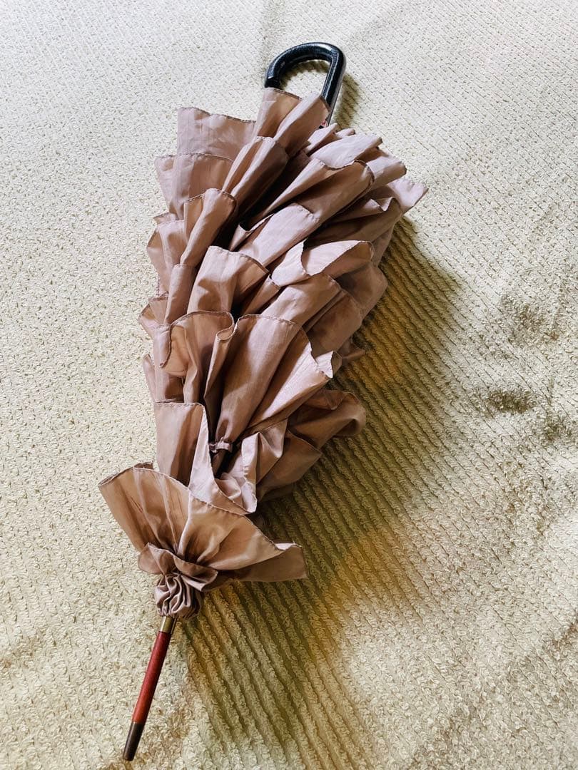 ❤️エレガントなフリルいっぱい☆日傘 ☆晴雨兼用☆プリンセス