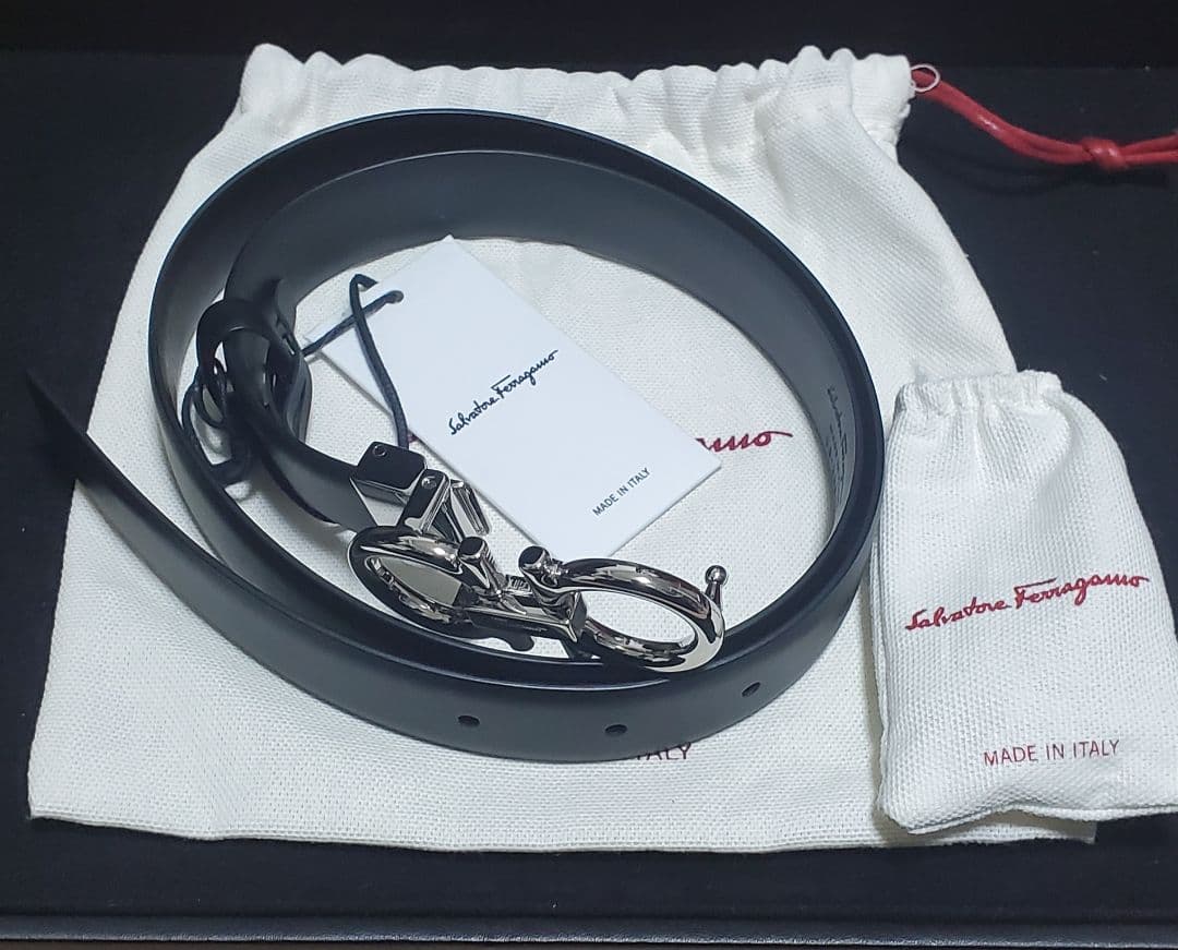 Salvatore Ferragamo フェラガモ ダブルガンチーニレザーベルト 楽天市場】フェラガモ ベルト メンズ リバーシブル ダブル ガンチーニ