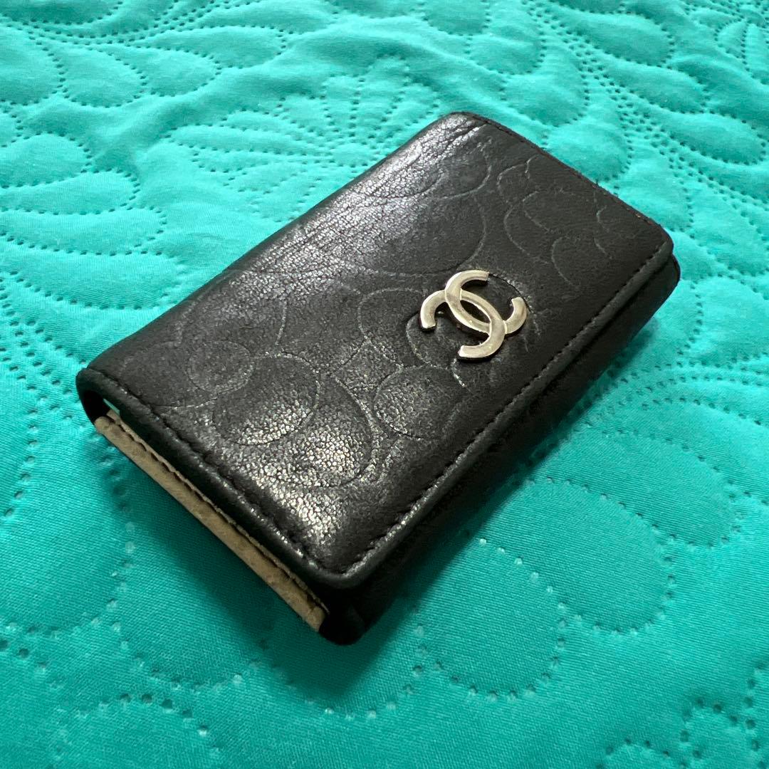 CHANEL ブラック レザー 6連キーケース カメリア 良品 シリアルシール