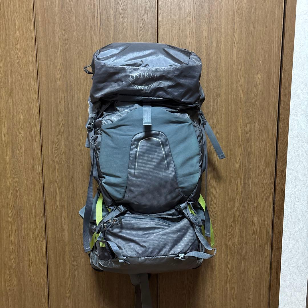 バッグ OSPREY ATMOS AG50 AtmosAG50_S22_Side_Black-