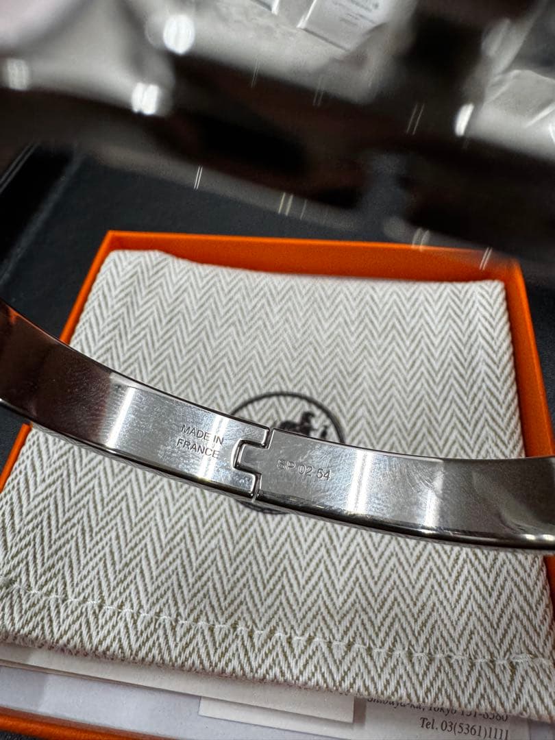 エルメス エナメルブレスレット 《ミニ・クリック・ケリー》