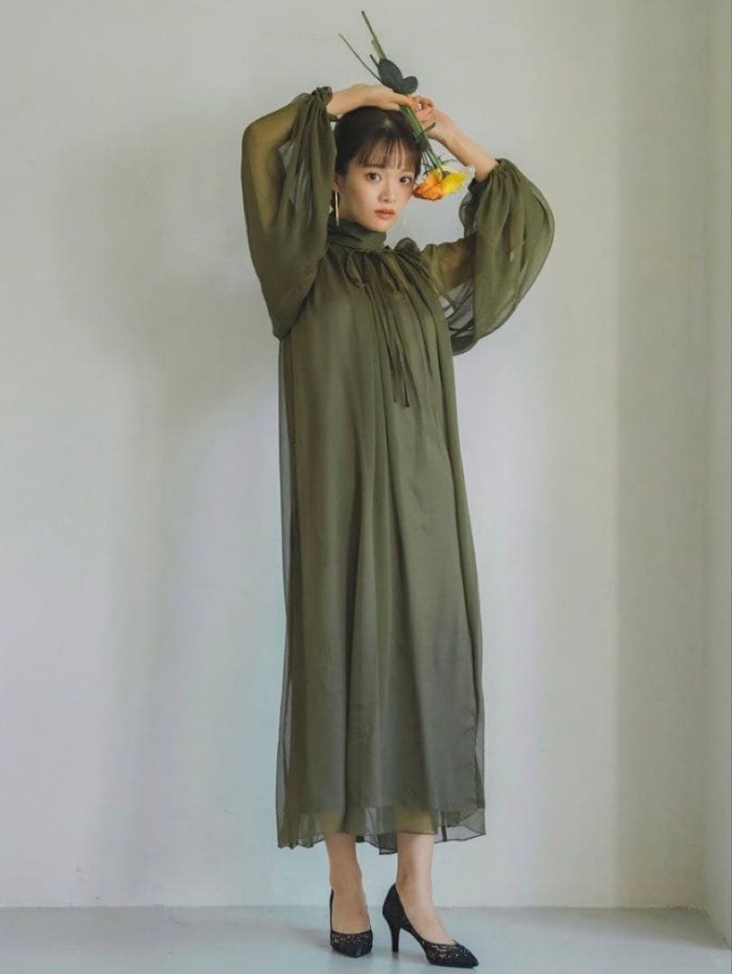 【幻の完売商品！着用１回】pinue ピヌエ シフォンドレス オリーブグリーン pinue(ピヌエ) シフォンドレス(オリーブグリーン)｜Yahoo!フリマ（旧