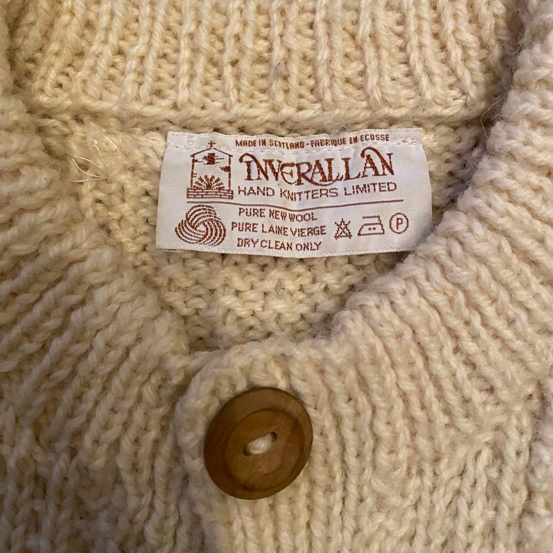 インバーアラン 4A ケーブルニットカーディガン アイボリー 茶タグ