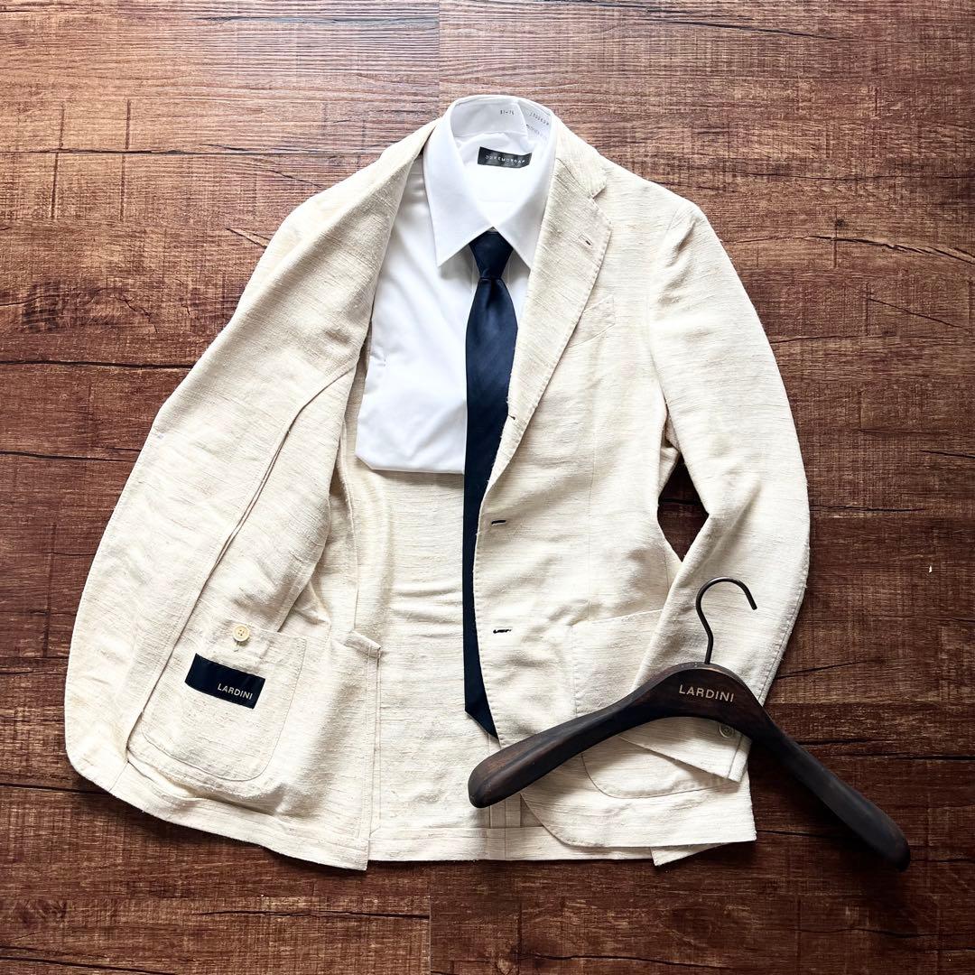 <美品>LARDINI シルク100% 春夏 ホワイト ジャケット サイズ42 美品>LARDINI シルク100% 春夏 ホワイト ジャケット サイズ42 - メルカリ