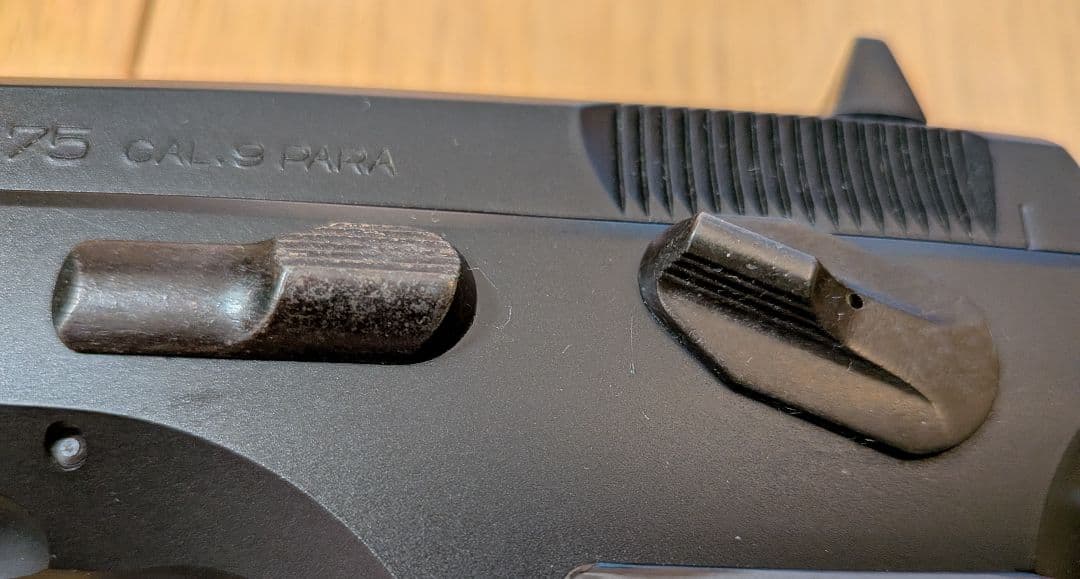 廃盤 KSC CZ75 2nd ABSモデル 非システム7 箱、説有り 本体美品 - メルカリ