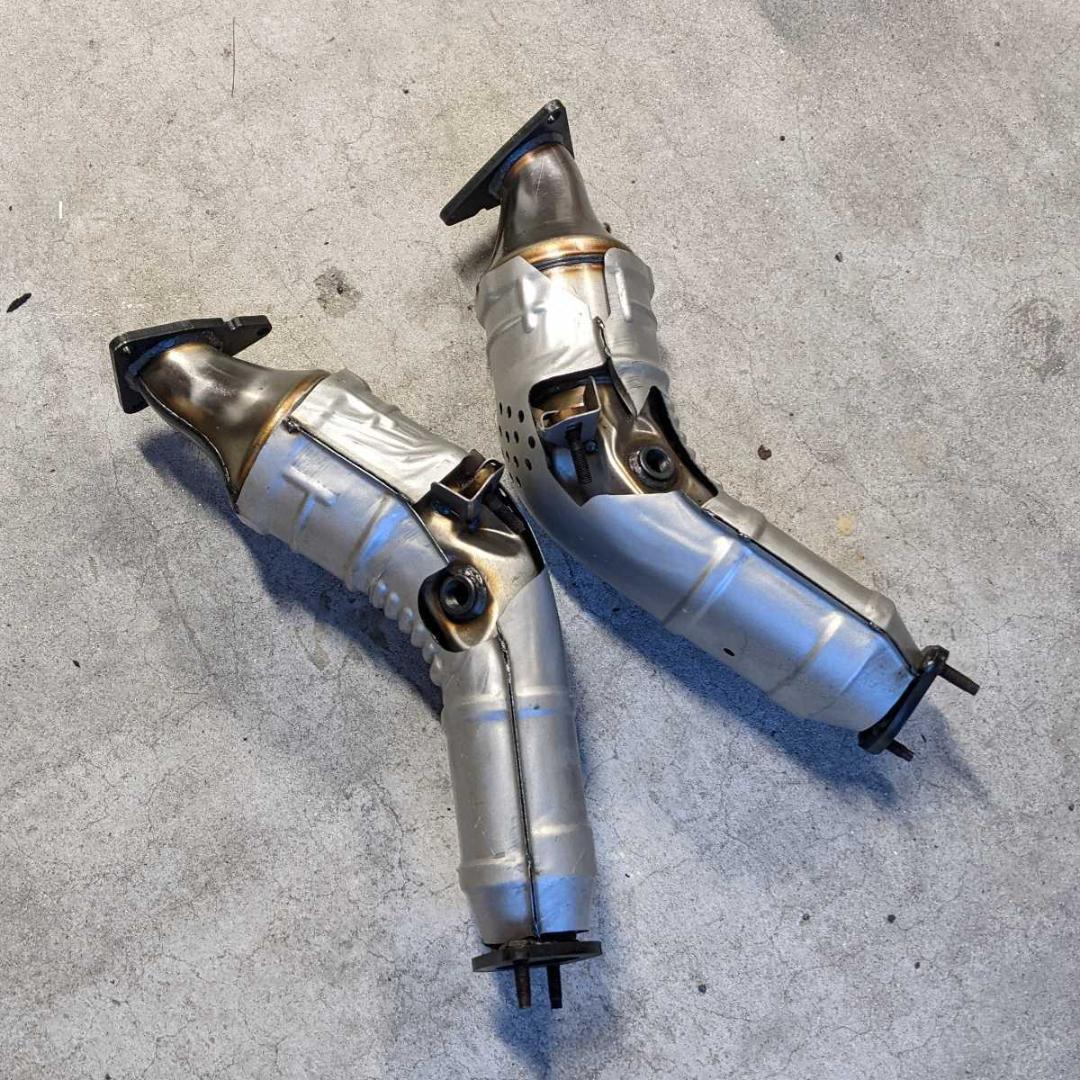 売り切り! 日産 VQ25HR VQ35HR VQ37VHR 触媒 - メルカリ