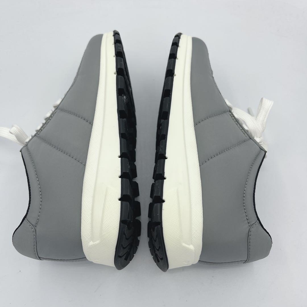 極美品 PRADA グレー ナイロン スニーカー 36
