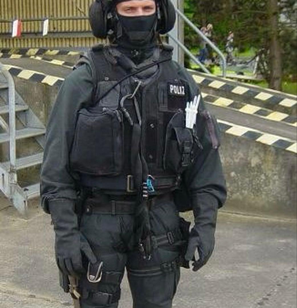 山*様 ドイツBGS特殊部隊GSG-9旧式モジュラータクティカルベスト 実物