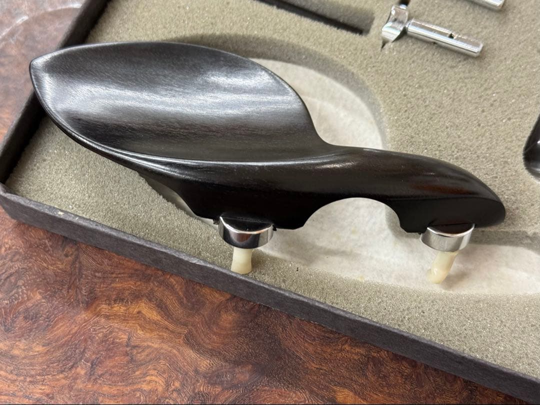 新品】バイオリン用フィッティングセット（エボニー／クローム金具）未