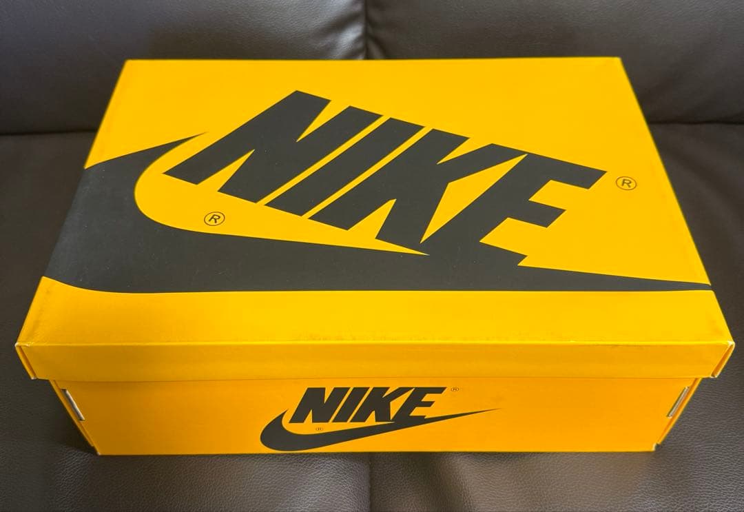 靴 NIKE AIR JORDAN 1 RETRO HIGH OG \"TAXI\"