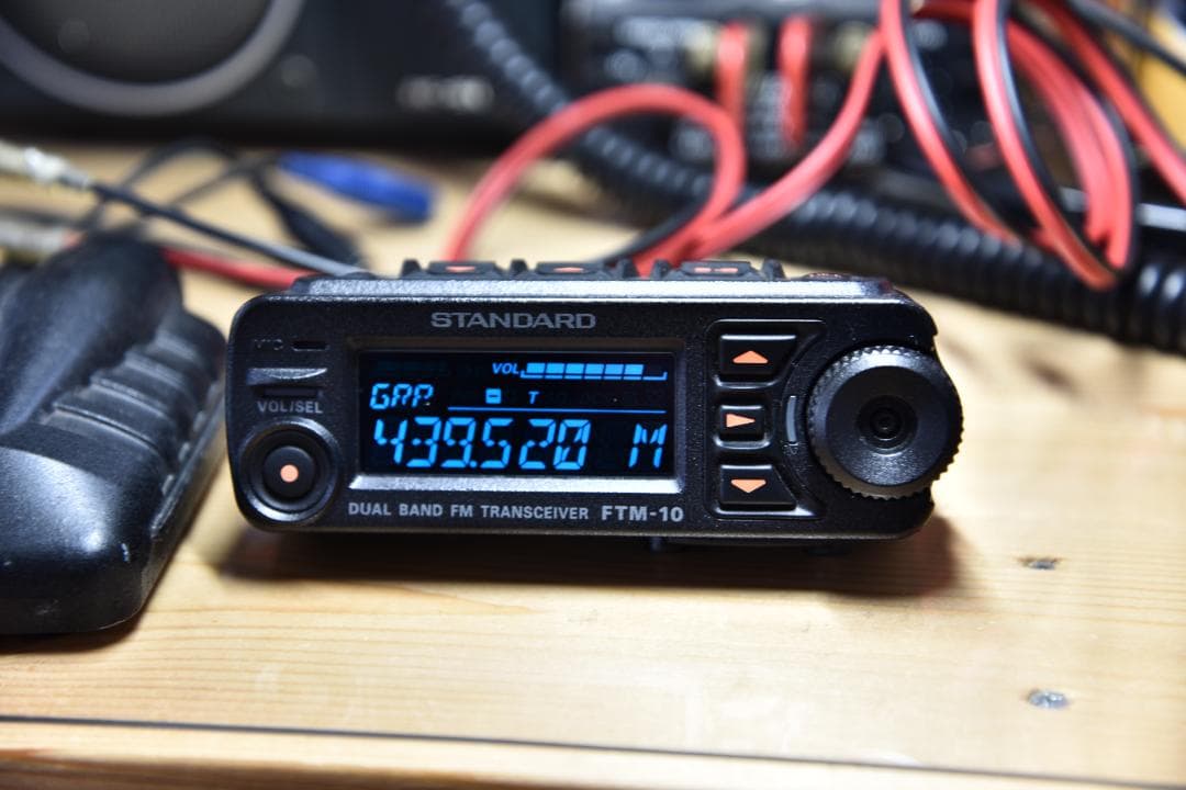 FTM-10Sバイク用無線機 商品情報 - FTM-10/H FTM-10S／八重洲無線株式会社