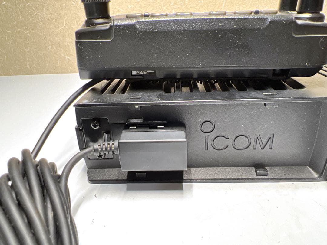 ICOM IC-207 デュアルバンドFMトランシーバーICOM IC-207 デュアル
