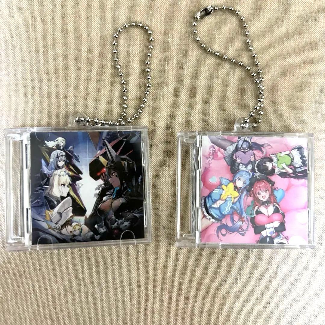 勝利の女神 NIKKE ニケ ジュークボックス キーホルダー ニケ展 - メルカリ