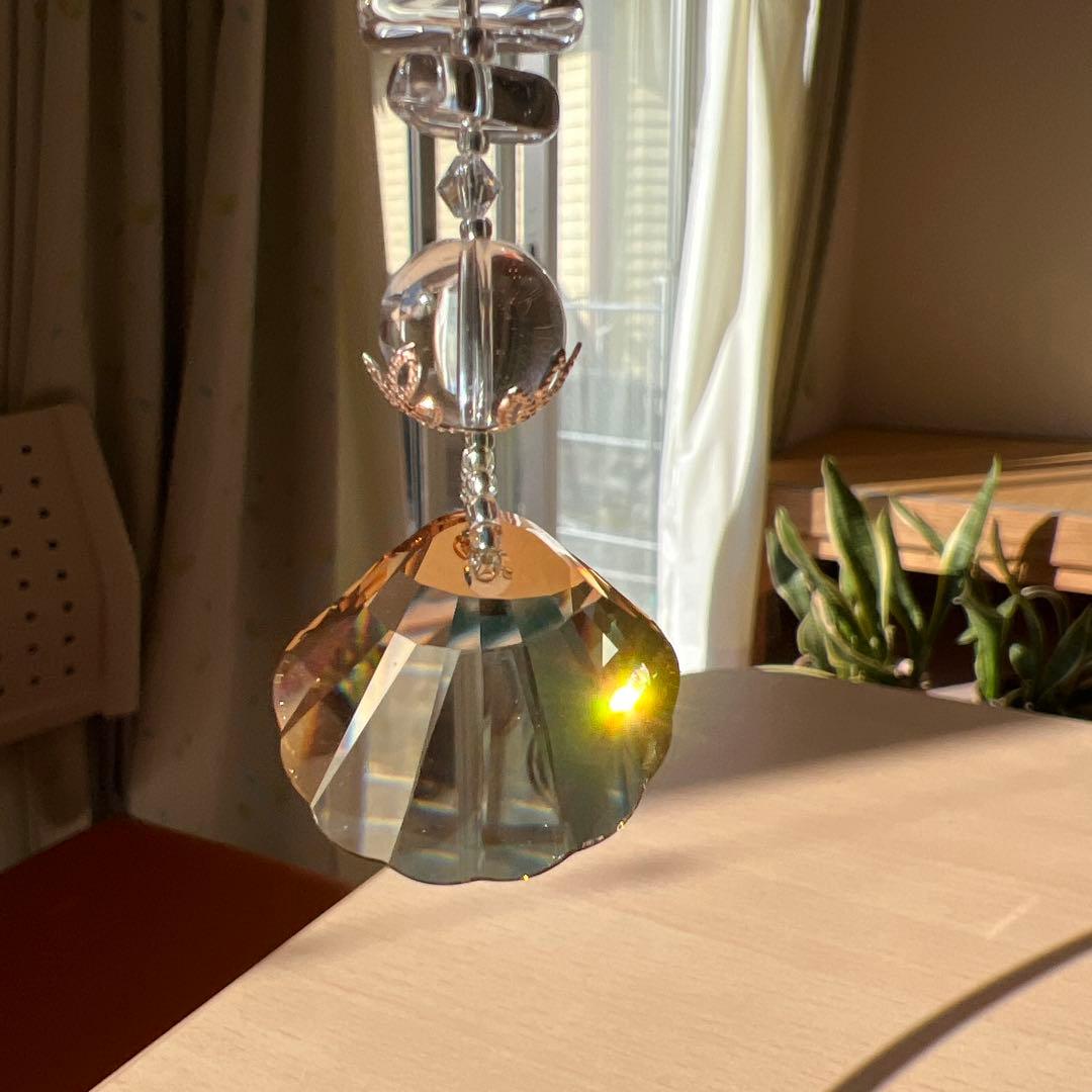 スワロフスキーサンキャッチャー ゴールデンシャドー貝のモチーフと