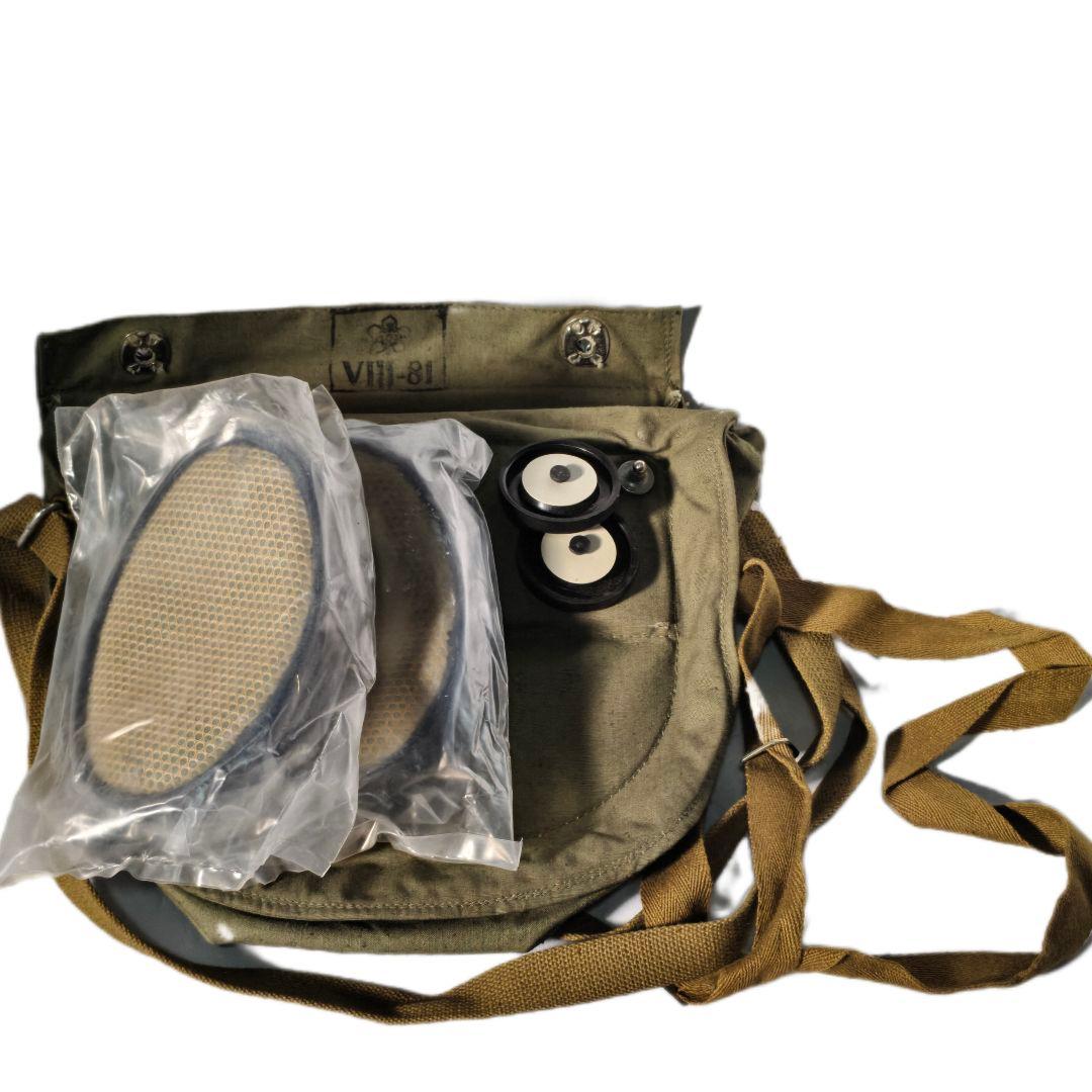 ロシア軍 ソ連 実物 PBF ガスマスク サイズ2 白 - メルカリ