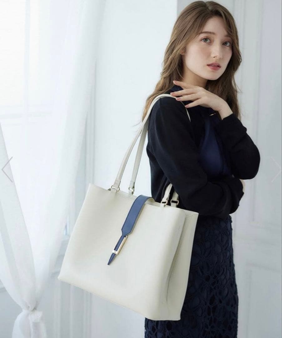 Mimiコラボ】配色A4トートバッグ 12TwelveAgenda 通勤バッグ - メルカリ