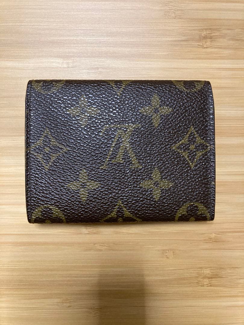Louis Vuitton レザー 折りたたみカードケース　名刺入れ すぐ届く Louis Vuitton タイガ 名刺入れ カードケース ブラック