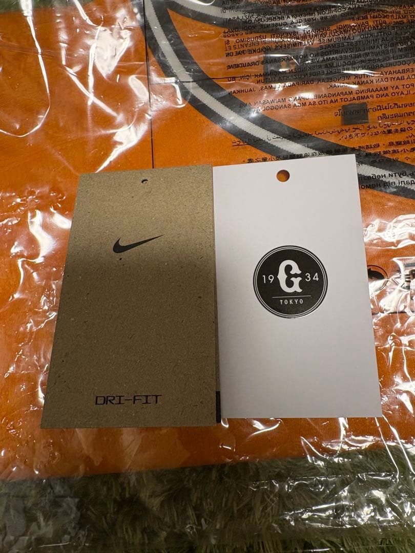 ジャイアンツ ナイキ 橙魂 チャンピオンエンブレム レプリカ