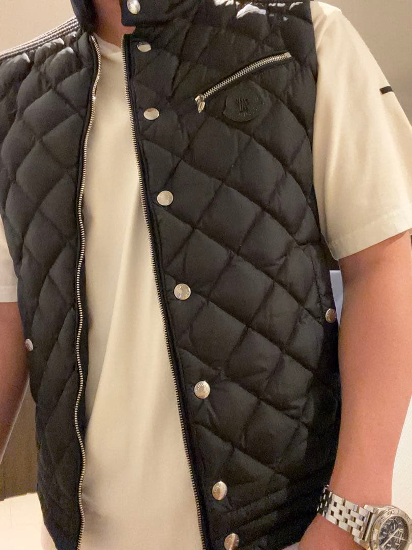 モンクレールダウンベスト キルティング レザーロゴパッチ 希少サイズ1