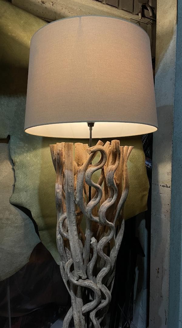 ◉KARE Design◉ Scultra スカルトラ 流木 フロアランプ - メルカリ