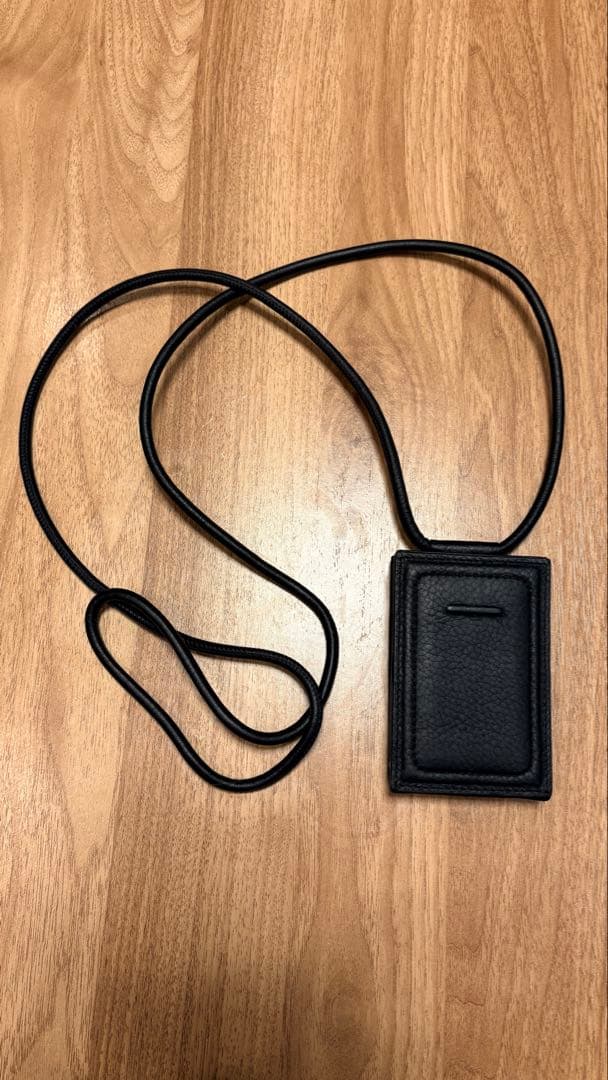 【美品】objcts.io レザーストラップ一体型ウォレット&カードケース objcts.​io - レザーストラップ付iPhoneアクセサリー - ウォレット