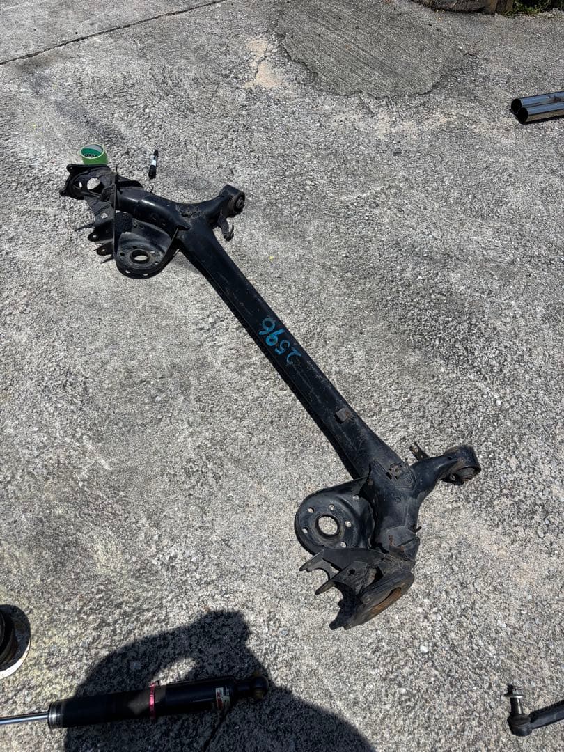 30プリウス用　加工アクスル１０° J-LINE (ジェーライン) リアアクスル標準キットプレミア ZVW30/35系