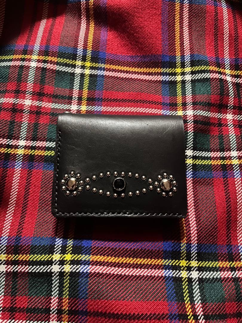 コンパクトウォレット レザー キャットアイスタッズ