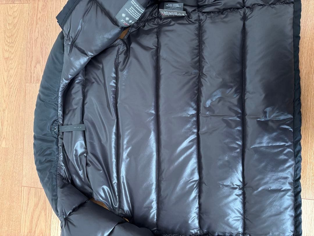 wjk×DUVETICA コラボ ダウンベスト 黒 L 高級グースダウン使用 - メルカリ