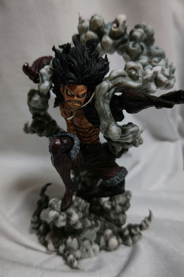 ワンピース 白ひげ胸像 スネイクマン フィギュア - メルカリ