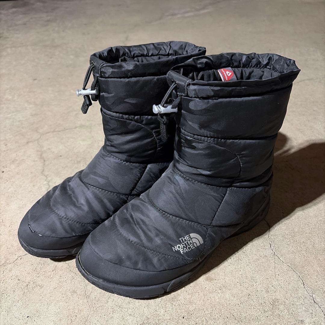 ノースフェイス ヌプシブーティ ブラック迷彩 26cm - メルカリ