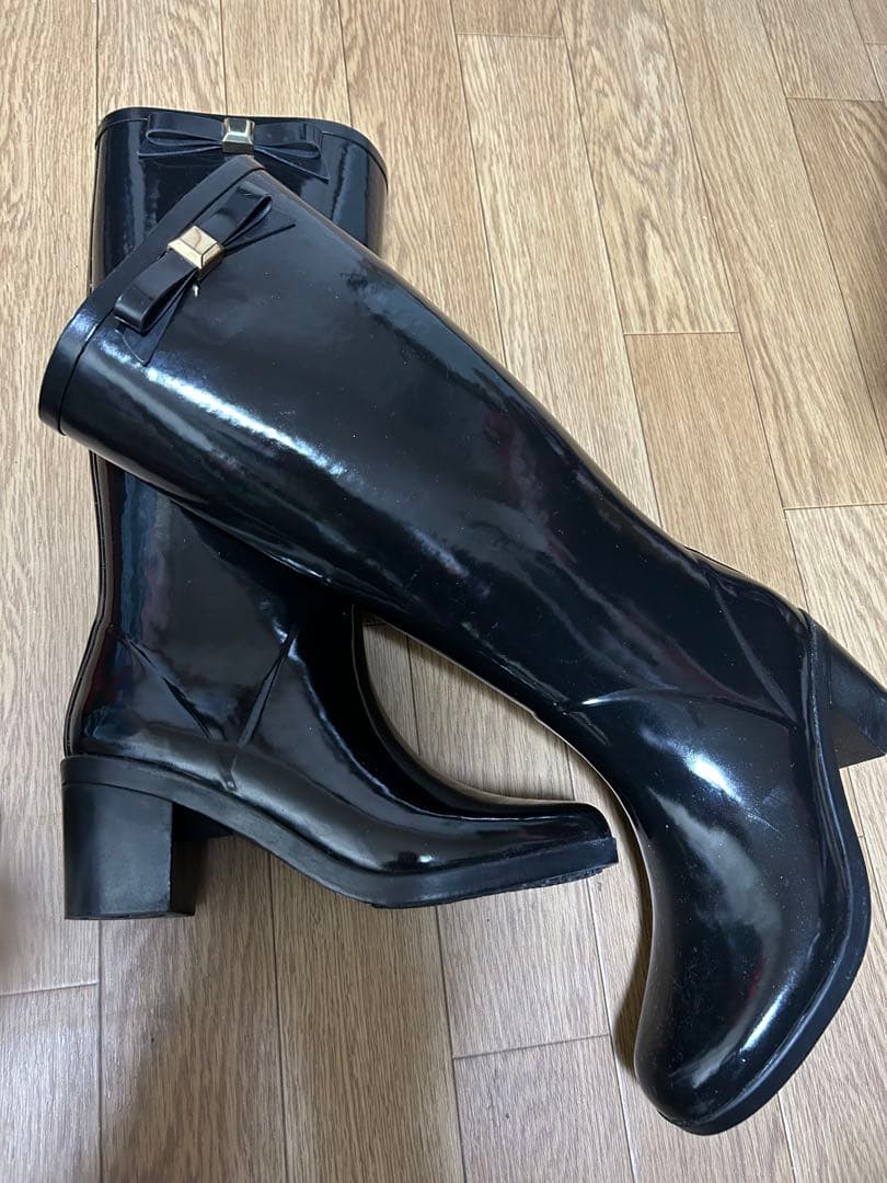 kate spade 黒 長靴 サイズ7 kate spade NEW YORK（レインブーツ/長靴）のフリマアイテム一覧