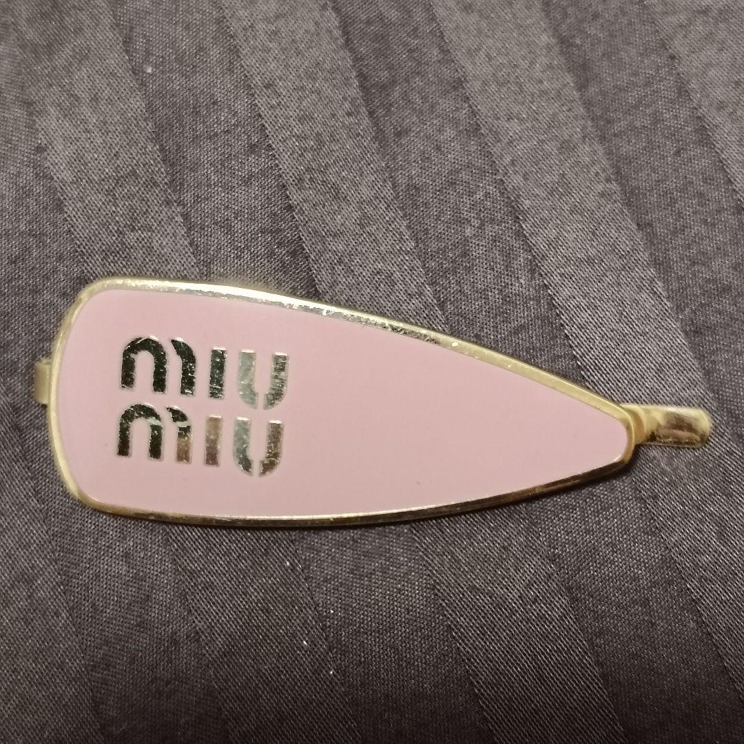 MIUMIU ヘアピン 正規品 - メルカリ