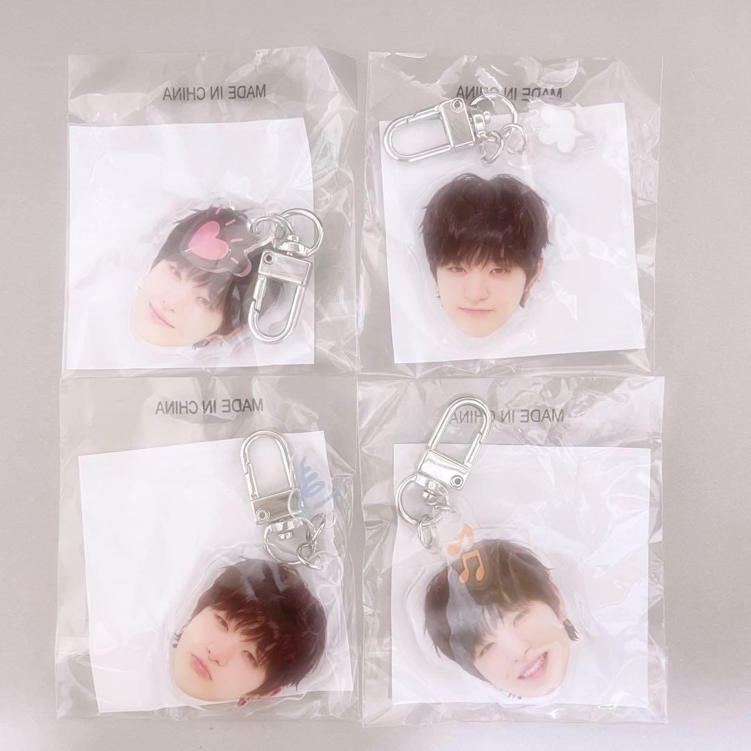 TREASURE ジフン 顔アクキー コンプ セット - メルカリ