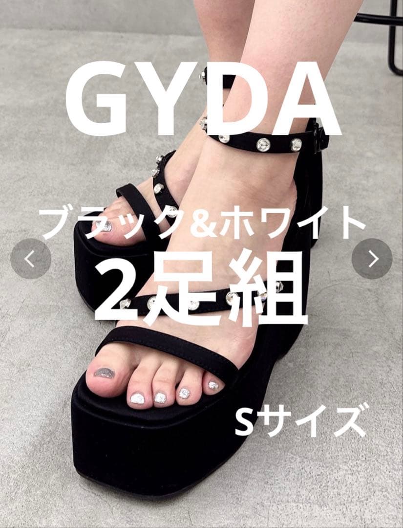 GYDAスタッズ付きプラットフォームサンダルSサイズブラック&ホワイト2足組 quaranciel: プラットフォーム クロス スタッズ サンダル｜ SHIPS 公式