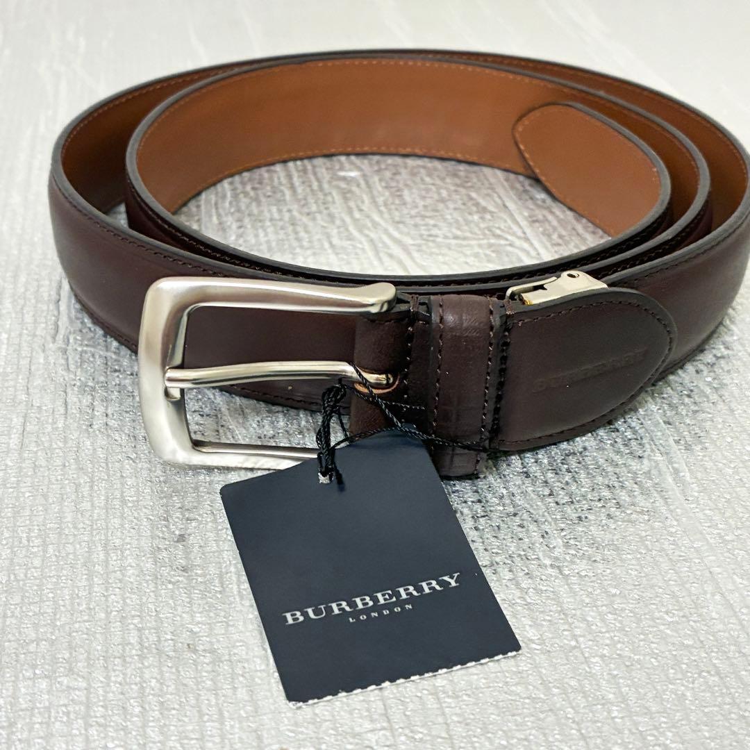 極美品　BURBERRY レザーベルト　ダークブラウン×シルバー金具　牛革 BURBERRY（バーバリー） ベルト メンズ ブランド レザー ブラウン