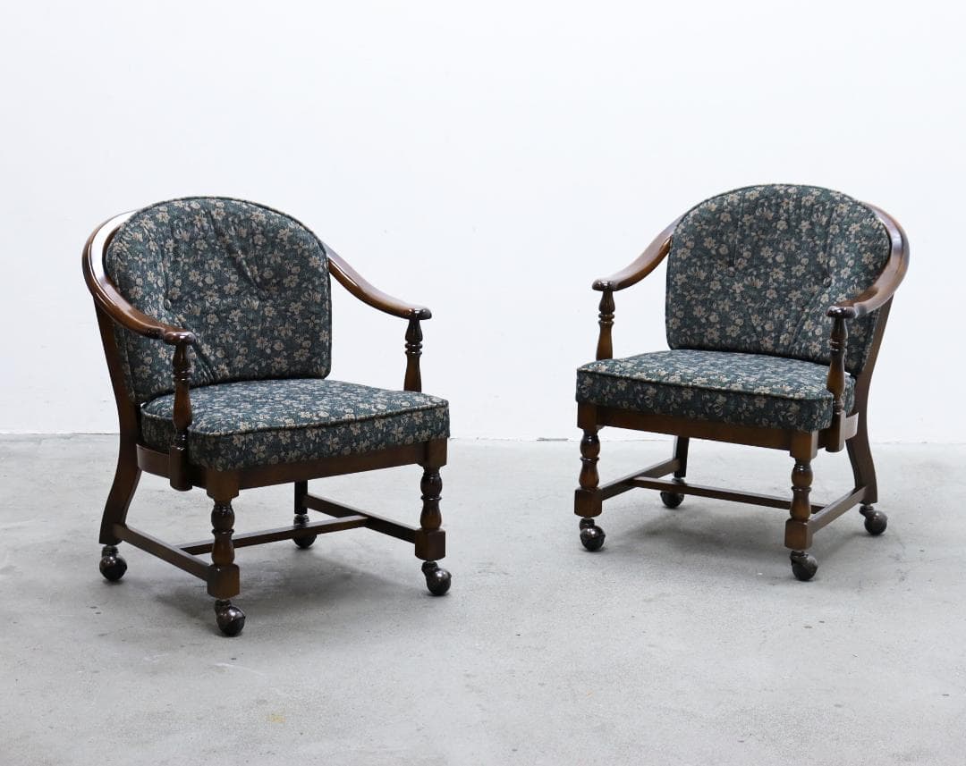 在庫2脚 カリモク アーム ダイニングチェア クラシカル ヴィンテージ