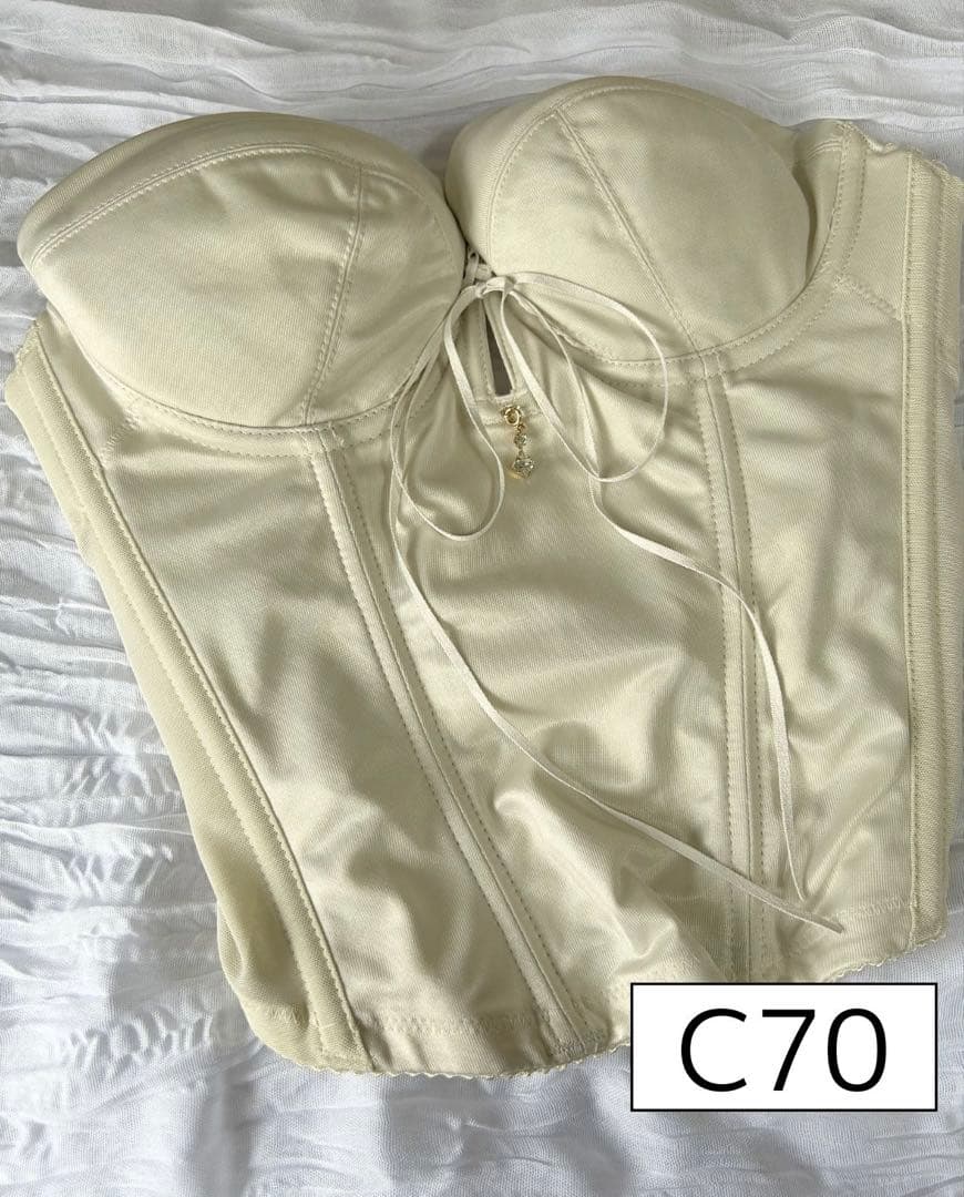 mirrormirror C70 バックレスビスチェ ブライダルインナー - メルカリ