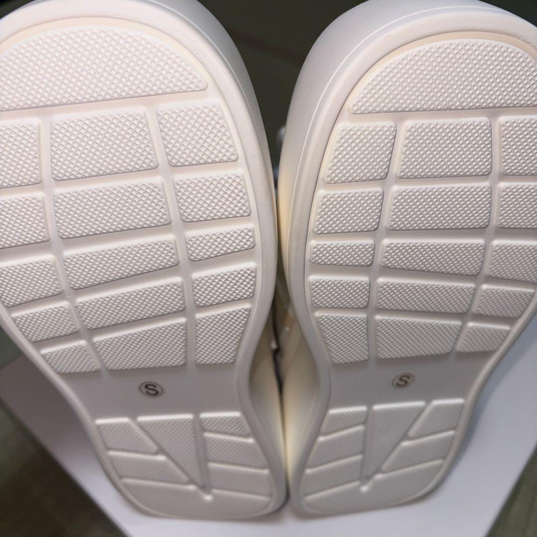 RoseMuse ロゼミューズ Glitter point sneakers - メルカリ