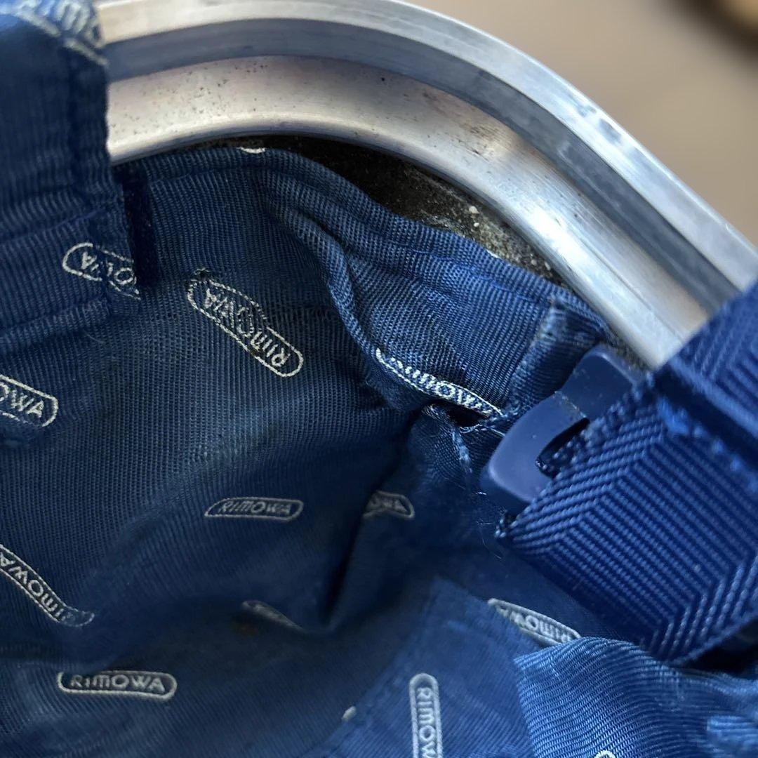コ*グ様 希少 RIMOWA リモワ トパーズ キャビントローリー 青ロゴ2輪