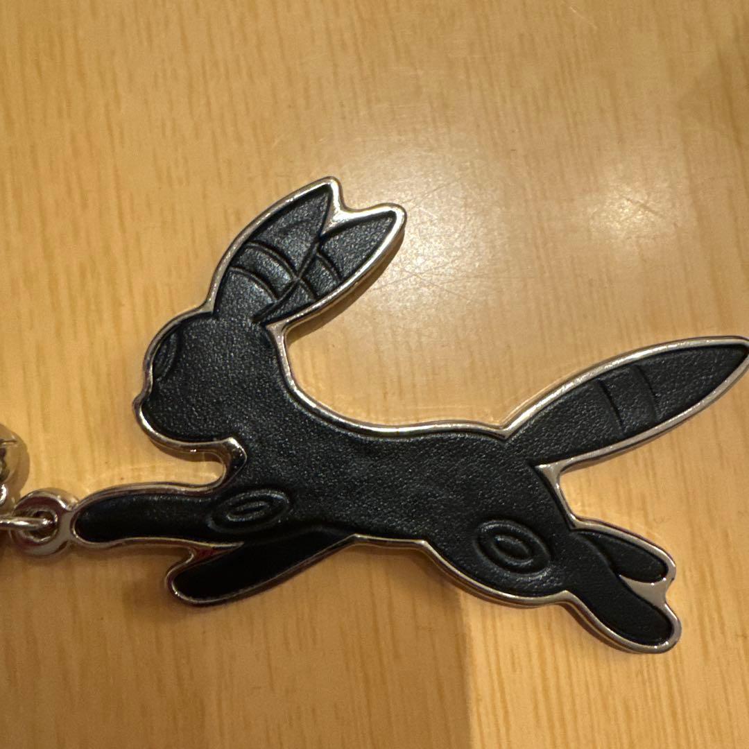 ポケモンセンター 本革キーホルダー ブラッキー - メルカリ