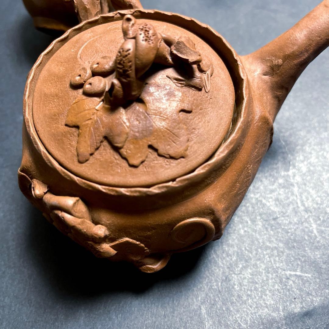 田島万古焼 勝三窯 手捻り急須と湯呑 葡萄 蛙摘み3点セット - メルカリ