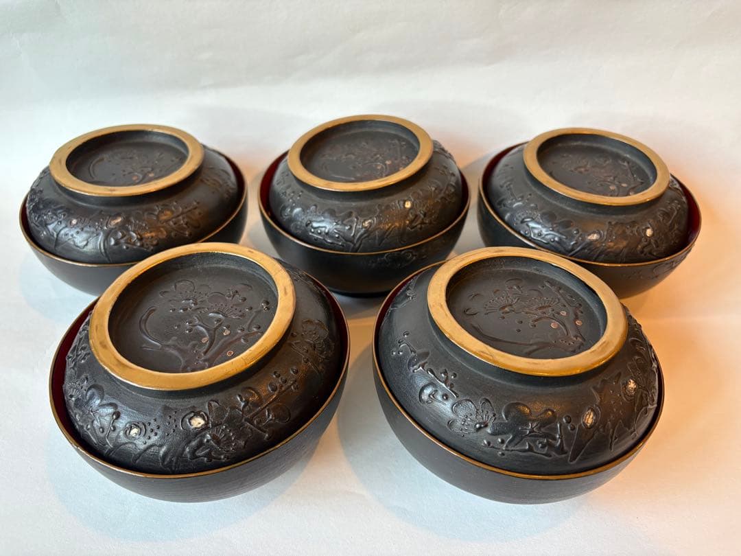 明治　大正期　会津塗　鉄錆塗　蒔絵　富士山　木製　蓋付き　お椀　梅鶯　内朱　5客 明治、大正期 会津塗 鉄錆塗 蒔絵 富士山 木製 蓋付き お椀 - メルカリ