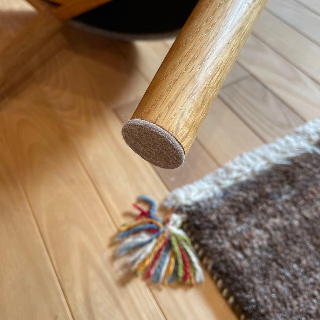 あぐらのかける男の椅子　秋山芳夫　座面グレー