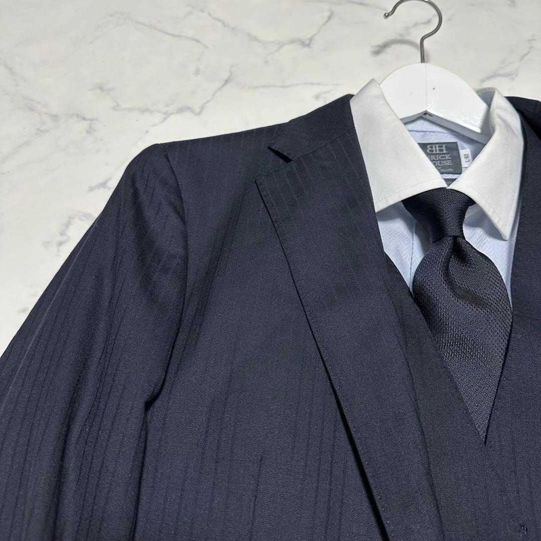 未使用級美品 高級 ヒルトン3ピーススーツ ネイビーシャドーストライプ